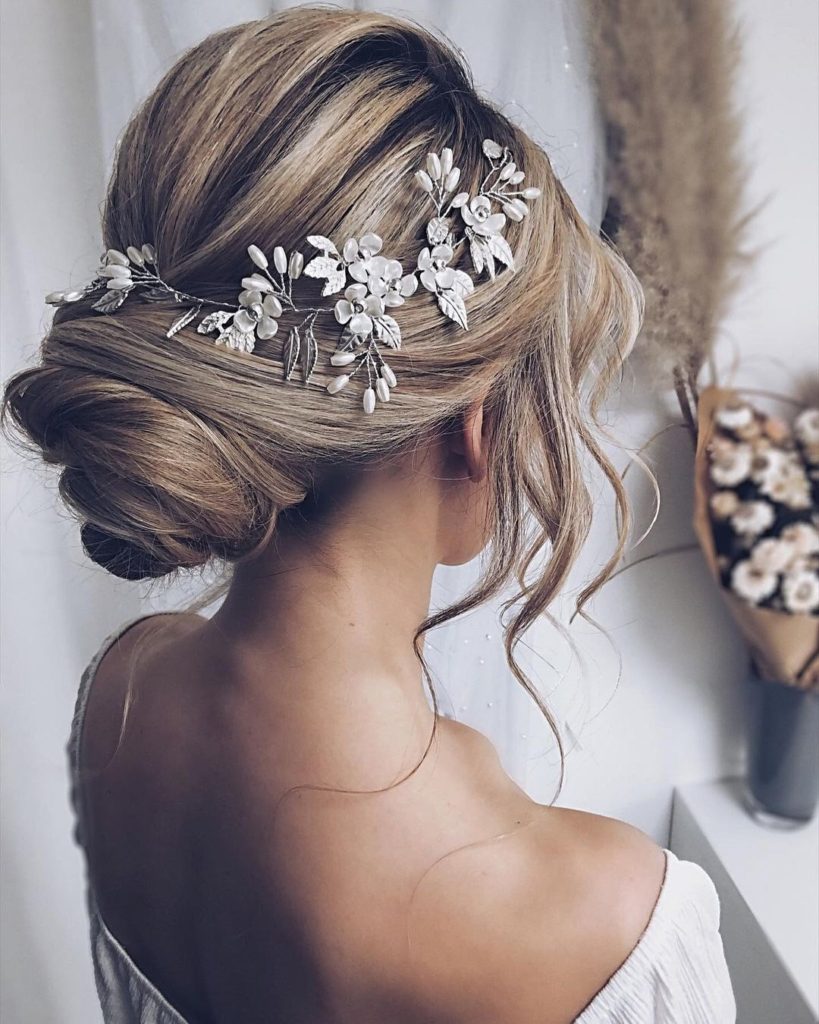 Trendy Bridal Accessories 2022