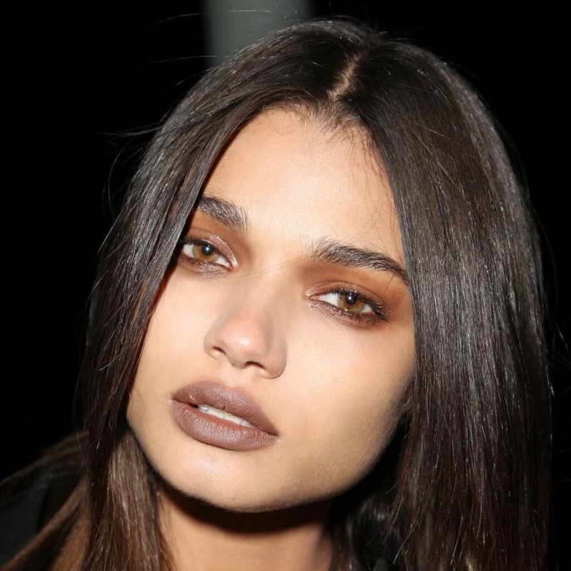 Monochrome Make Up Looks For Fall-Winter 2022/2023