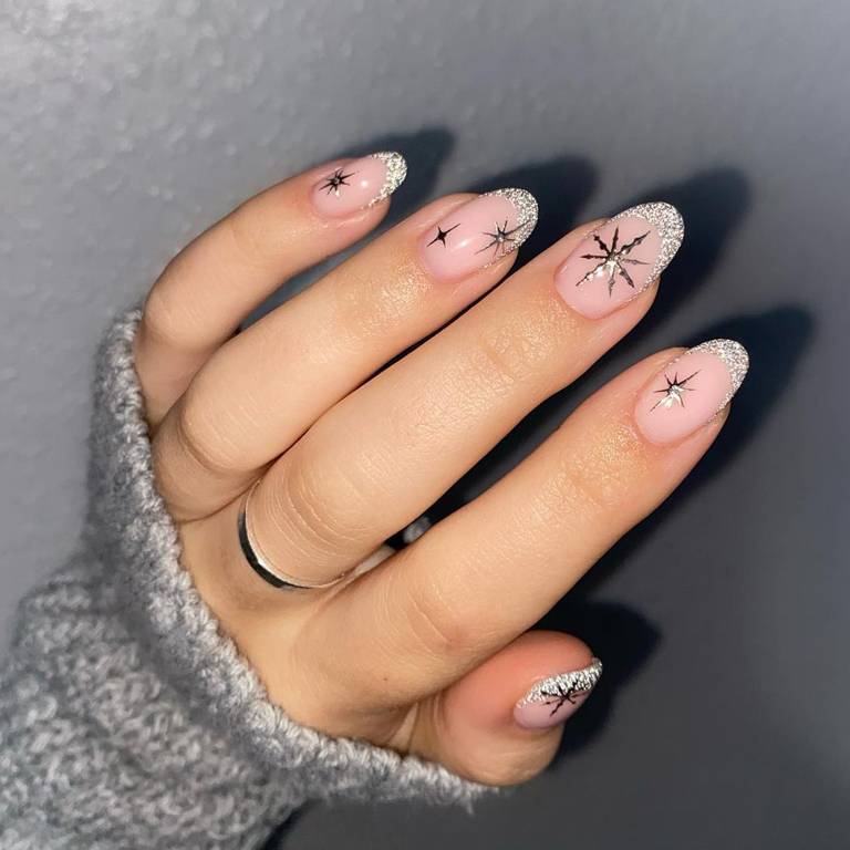 New Year’s 2023 Nails