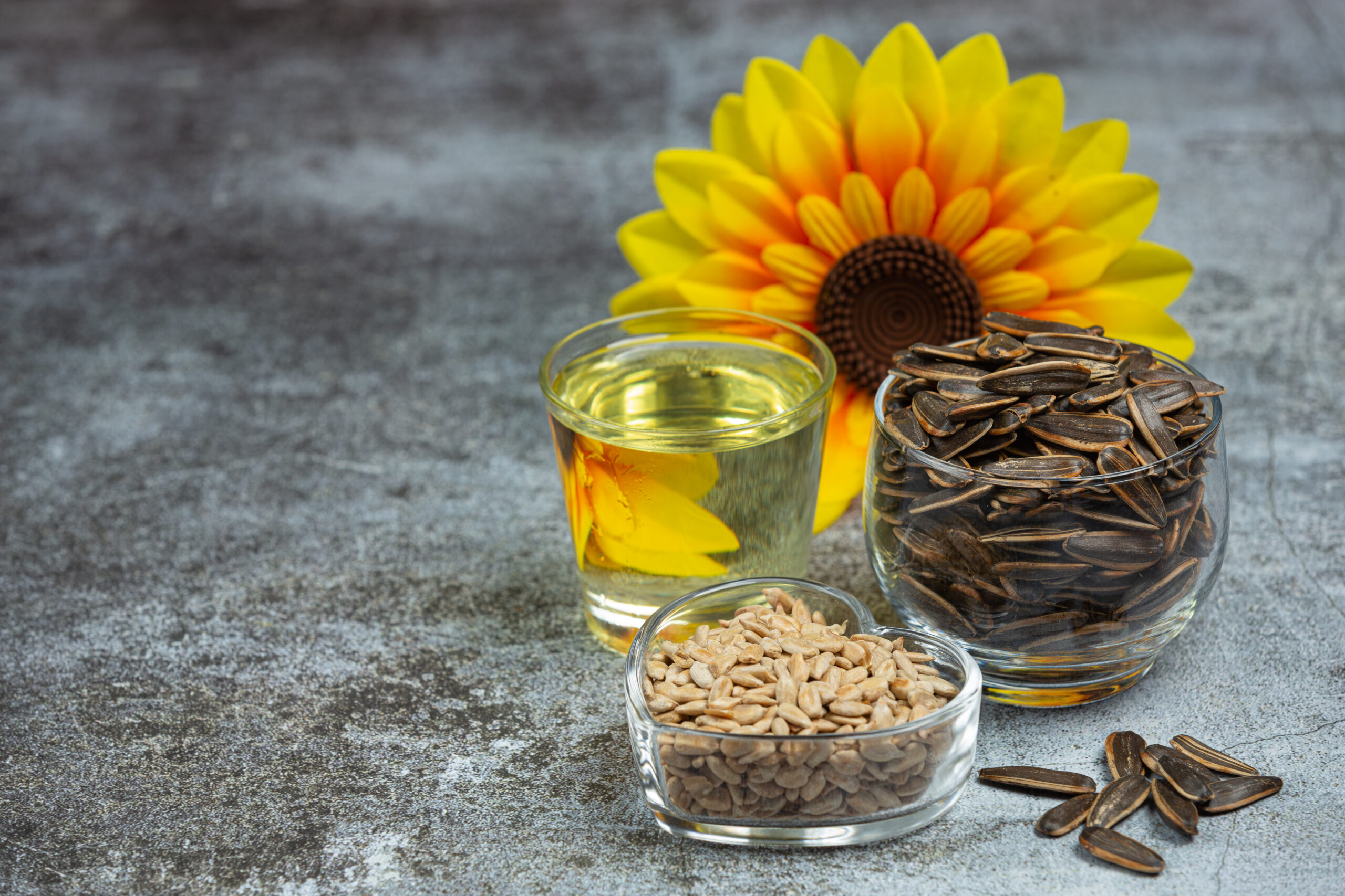 Uses And Nutritional Benefits Of Sunflower Seeds