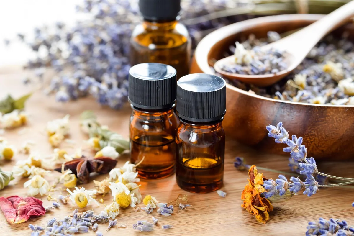 Essential Oils For A Peaceful Summer