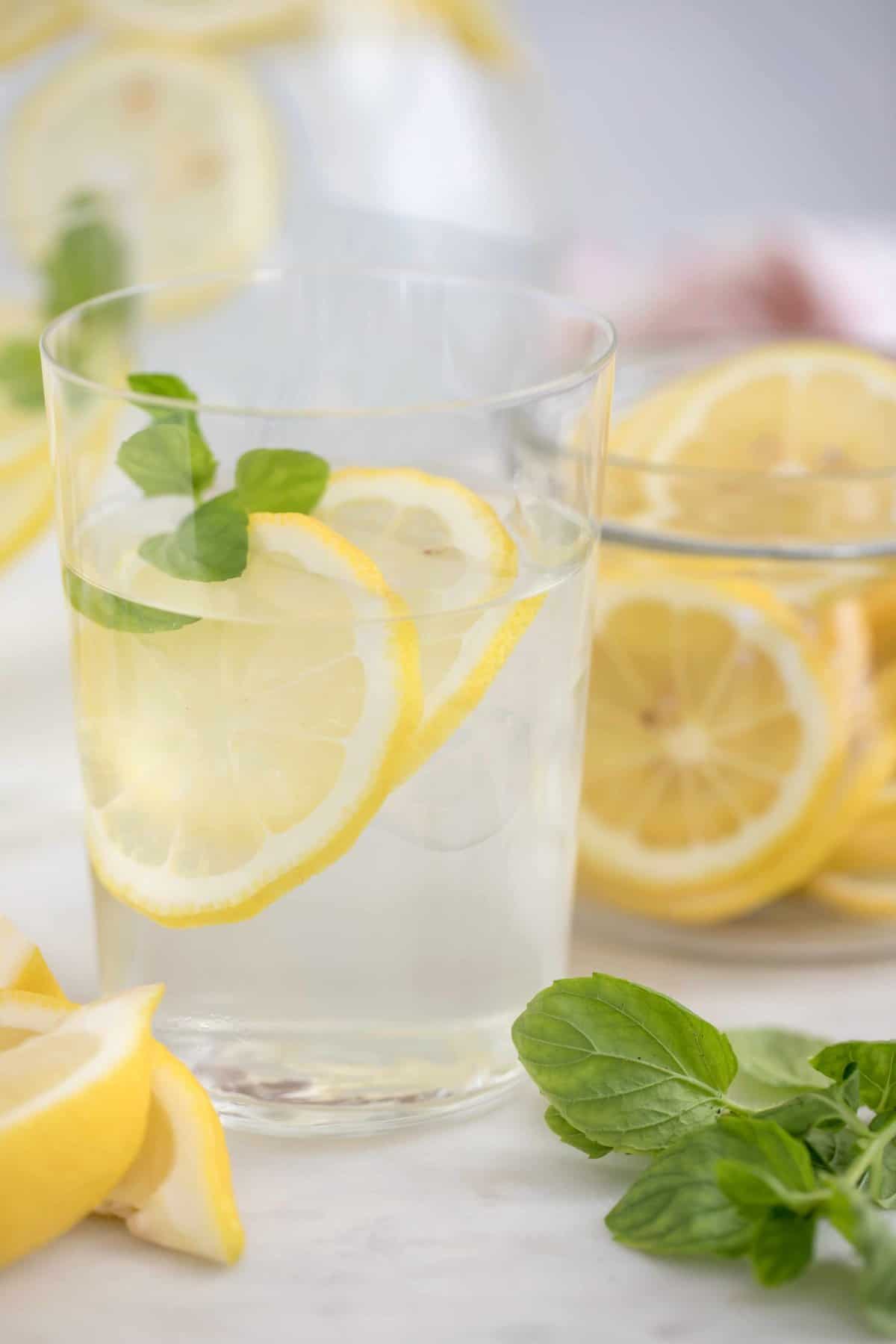 The Benefits Of Lemon Water