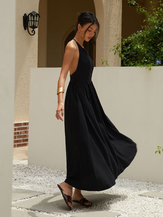 Two Stylish Maxi Dress Looks For Summer